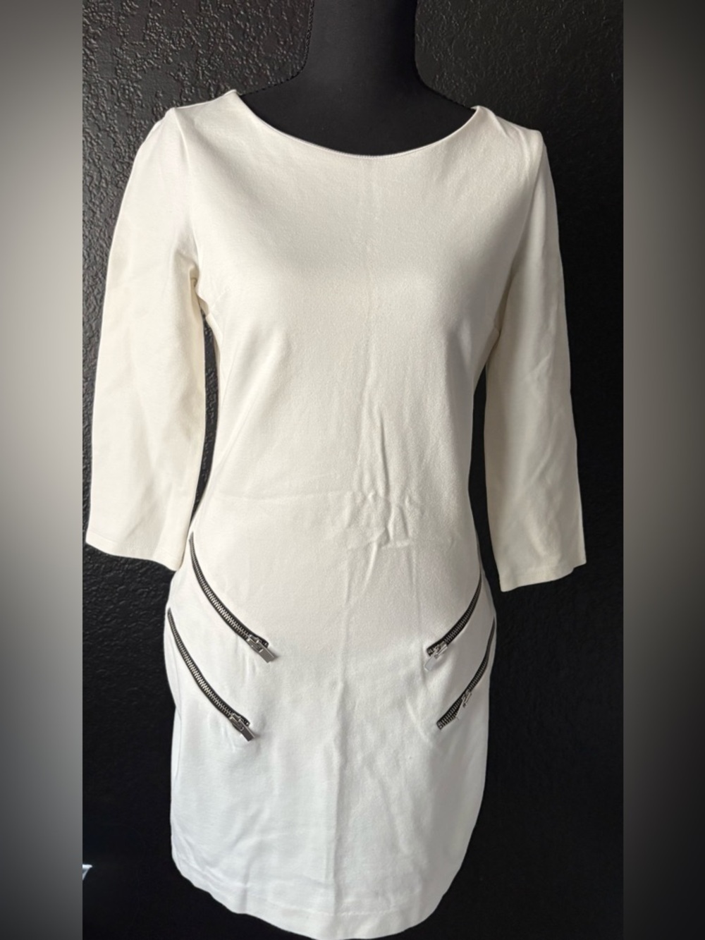 Express Ivory Long-Sleeve Shift Dress with Zip Accents